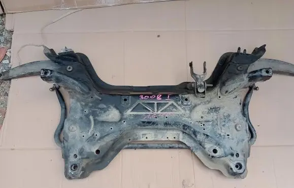 Peugeot 3008 I Front axle beam 