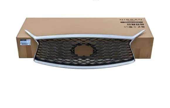 Infiniti QX30 Front bumper upper radiator grill
