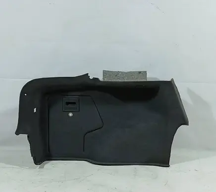 Trunk/boot lower side trim panel