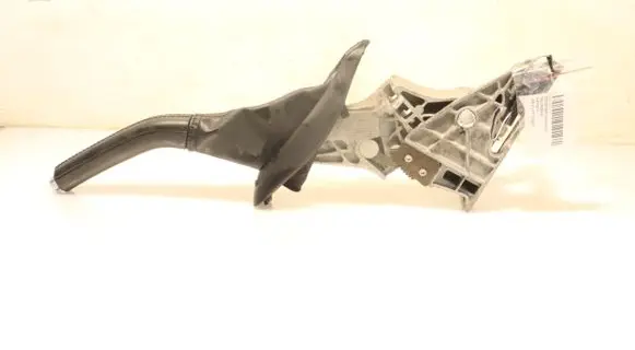 Volvo V40 Cross country Hand brake release handle 