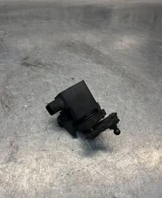 Mercedes-Benz E W210 Accelerator throttle pedal A0125423317 3317