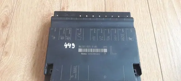 Mercedes-Benz S W220 Seat control module 2208201185 00007653A5