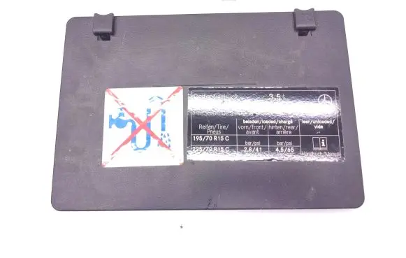 Mercedes-Benz Sprinter W901 W902 W903 W904 Fuse box cover 9015450103