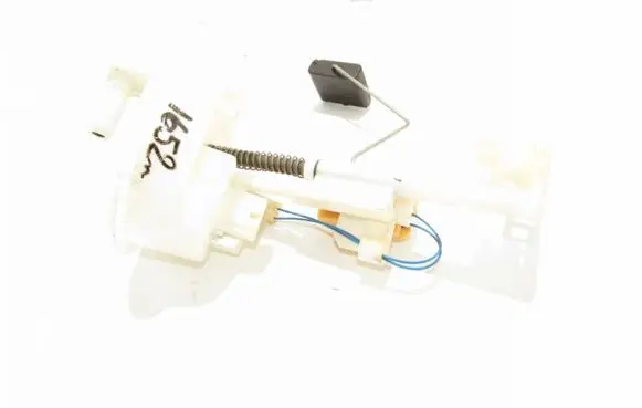Mercedes-Benz CLC CL203 In-tank fuel pump A2114701641