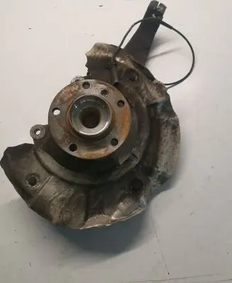 BMW 5 F10 F11 Front wheel hub