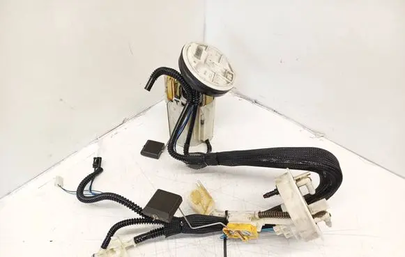 Mercedes-Benz E W211 In-tank fuel pump 0580204003