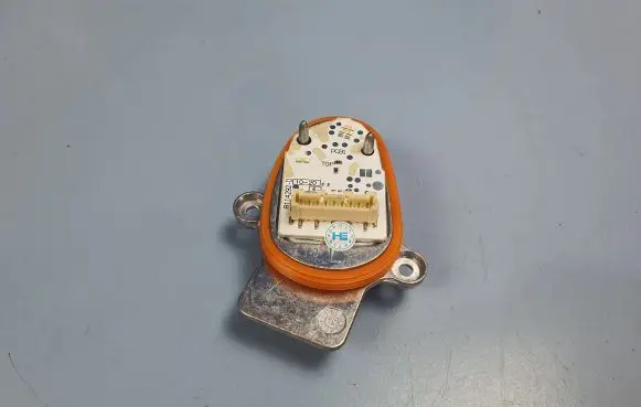 BMW X1 F48 F49 LED ballast control module 63119477821 9477821