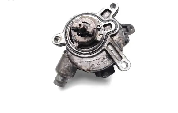 Volvo C70 Vacuum pump 30731825