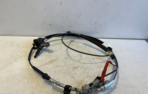 Maserati Ghibli Gear shift cable linkage 670003469