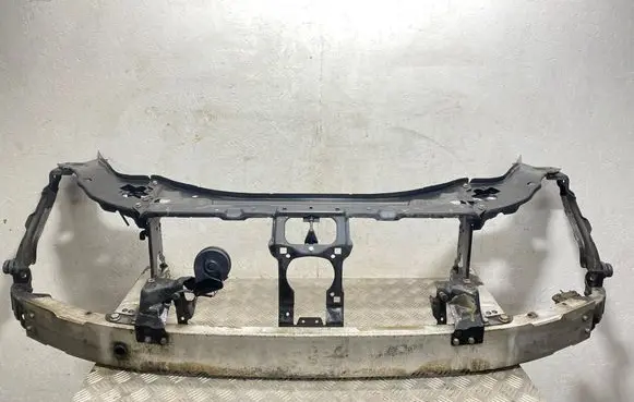 Mercedes-Benz E W211 Radiator support slam panel
