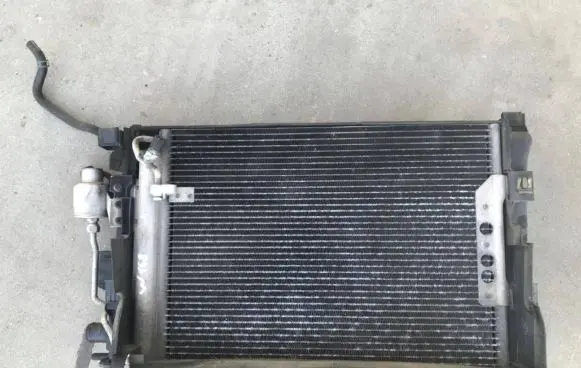 Mercedes-Benz Vaneo W414 Radiator set 8200332852 7711134656 1685001902