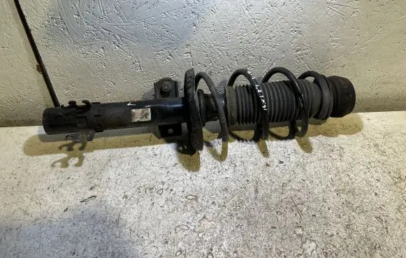 Audi A1 Front shock absorber/damper 6R0413031S