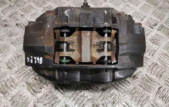 Nissan 370Z Front brake caliper