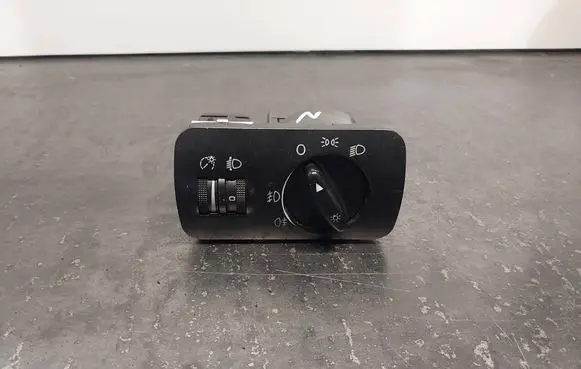 Seat Toledo II (1M) Light switch 1M1941531E