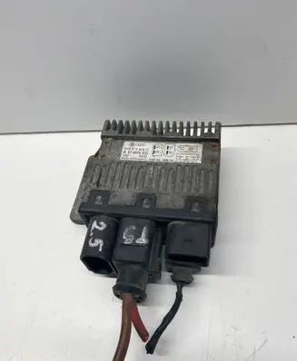 Volkswagen Transporter - Caravelle T5 Coolant fan relay 7H0919506D