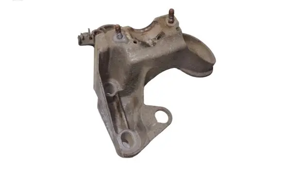 Audi A4 S4 B6 8E 8H Engine mounting bracket 8E0199352F