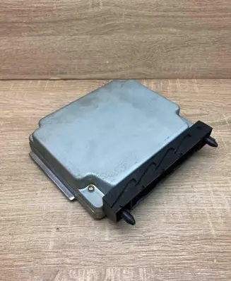 Volvo V70 Engine control unit/module ECU MB0797008781 09496504A H22