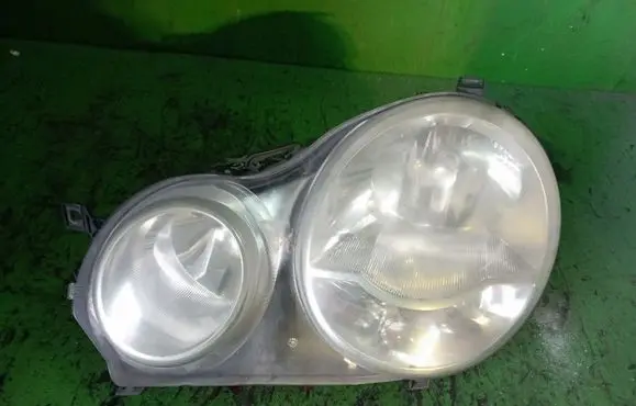 Volkswagen Polo IV 9N3 Headlight/headlamp