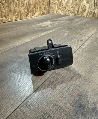 Mercedes-Benz E W211 Light switch 2115450304 04056041