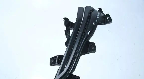 Peugeot 508 II Front bumper lower grill 9813565177