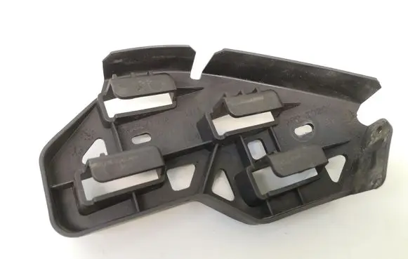 Volkswagen Polo IV 9N3 Front bumper mounting bracket 6Q0807183A