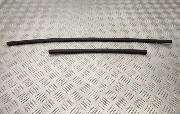 Peugeot Rifter Engine compartment rubber 9818191180