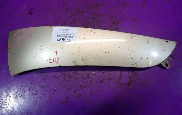 Toyota Yaris Verso Under headlight/headlamp trim