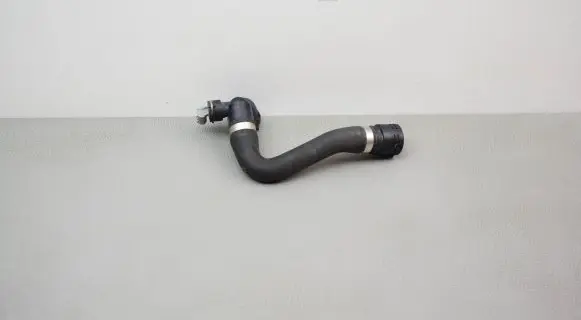 Mercedes-Benz GLC X253 C253 Engine coolant pipe/hose A2535018182