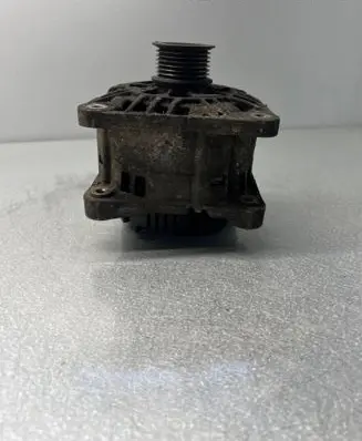 Renault Megane II Generator/alternator 8200495305
