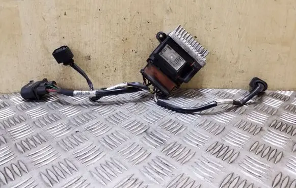 Audi A4 S4 B8 8K Coolant fan relay 8K0959501C 8K0910501D