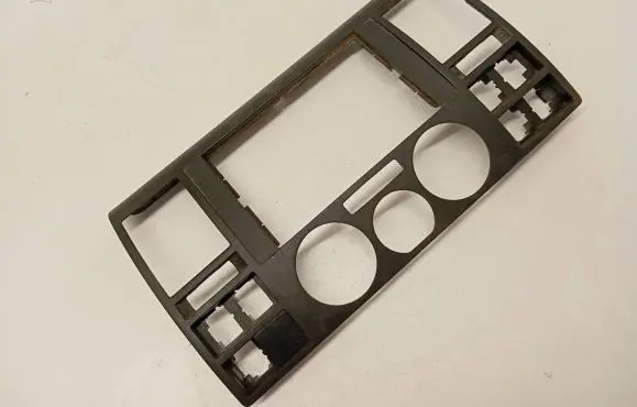 Volkswagen Transporter - Caravelle T5 Radio/GPS head unit trim 7H0857237