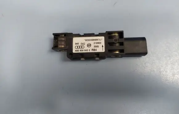 Audi A6 S6 C5 4B Airbag deployment crash/impact sensor 4B0959643E
