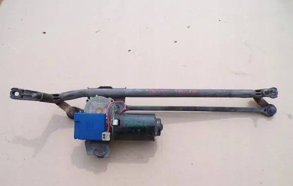 Front wiper linkage