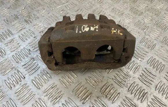 Subaru Impreza II Front brake caliper
