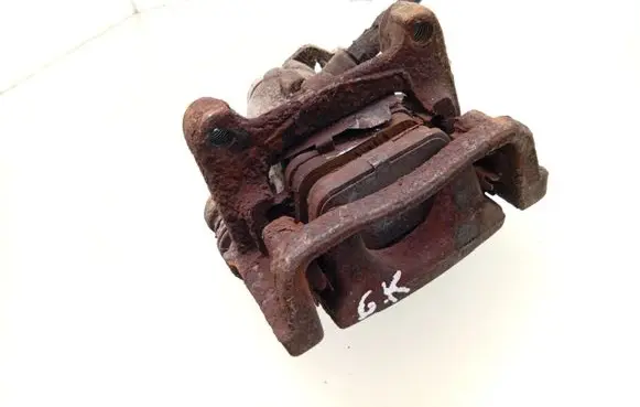 Ford Kuga I Rear brake caliper