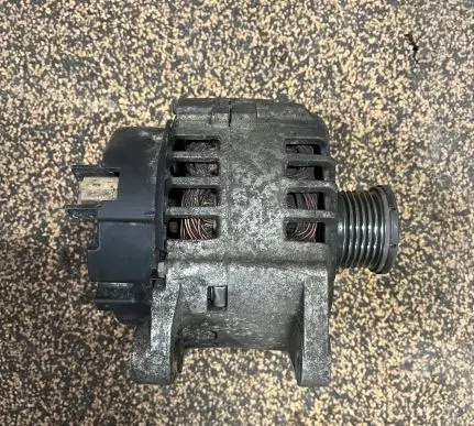 Renault Scenic II - Grand scenic II Generator/alternator 8200162474