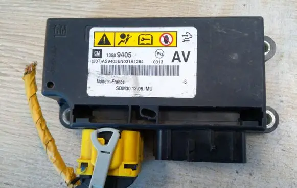 Opel Adam Airbag control unit/module 13589405 NE69788