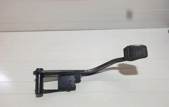 Ford Fiesta Accelerator throttle pedal CT8UC