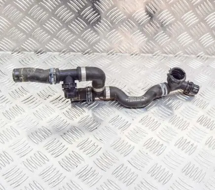 Audi A4 S4 B9 8W Engine coolant pipe/hose 8W0819334J