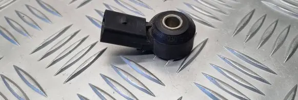 Volkswagen Golf V Detonation knock sensor 030905377C