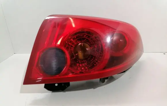 Nissan Primera Rear/tail lights