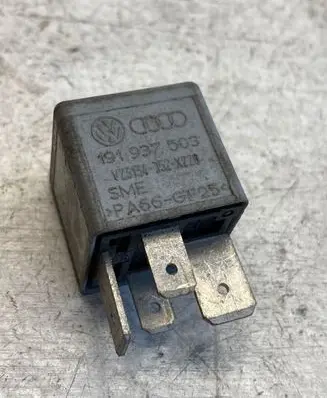 Volkswagen Golf IV Other relay 191937503