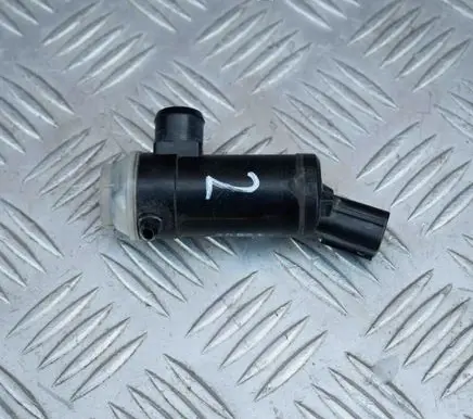 Subaru Forester SH Windscreen/windshield washer pump 90821