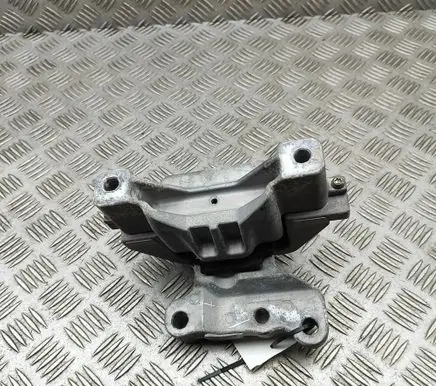 Mitsubishi Outlander Engine mount bracket 2910A137