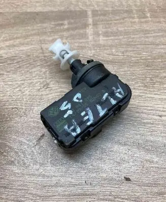 Seat Altea XL Headlight level adjustment motor 3B0941295 02H03B