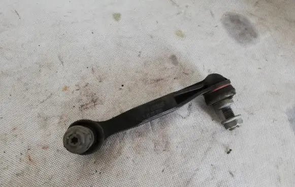 Rear anti-roll bar/stabilizer link
