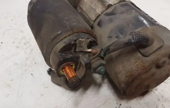 KIA Carens I Starter motor 3610023160 1250299