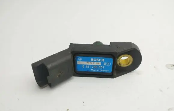 Peugeot 206 Air pressure sensor 0261230057