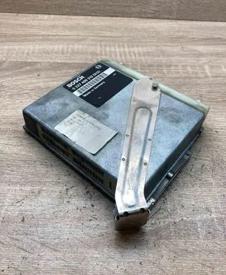 Volvo 850 Engine control unit/module ECU P06842677 0227400212 213