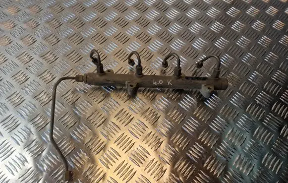 Audi A8 S8 D3 4E Fuel main line pipe 057130089C